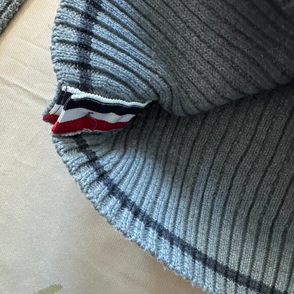 Thom Browne Grey Knitted Cropped Cardigan - Picture 4 of 9